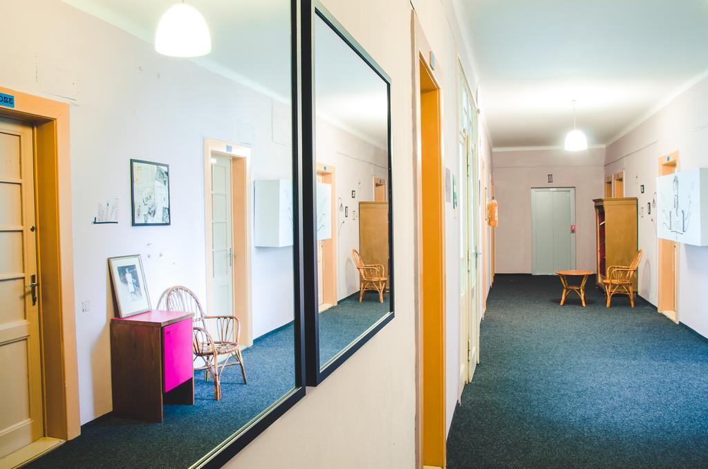 Hostel Dakura Prague Luaran gambar