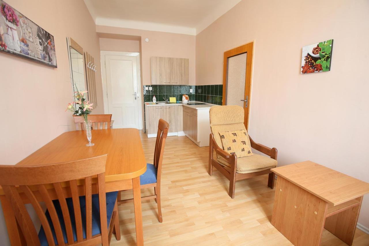 Hostel Dakura Prague Luaran gambar