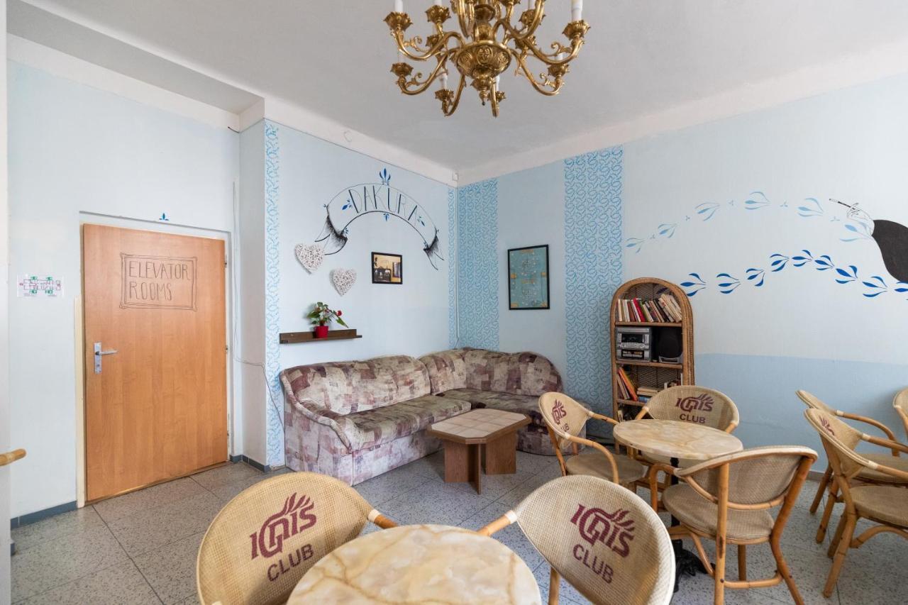 Hostel Dakura Prague Luaran gambar