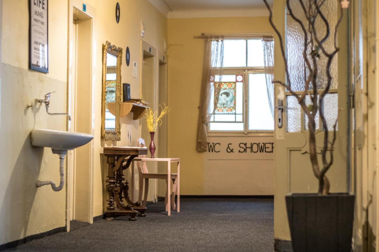 Hostel Dakura Prague Luaran gambar