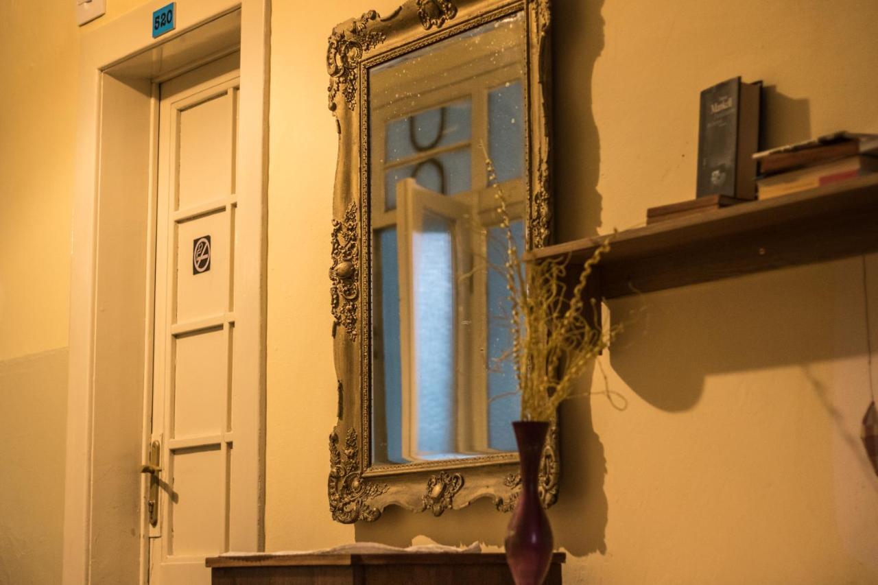 Hostel Dakura Prague Luaran gambar